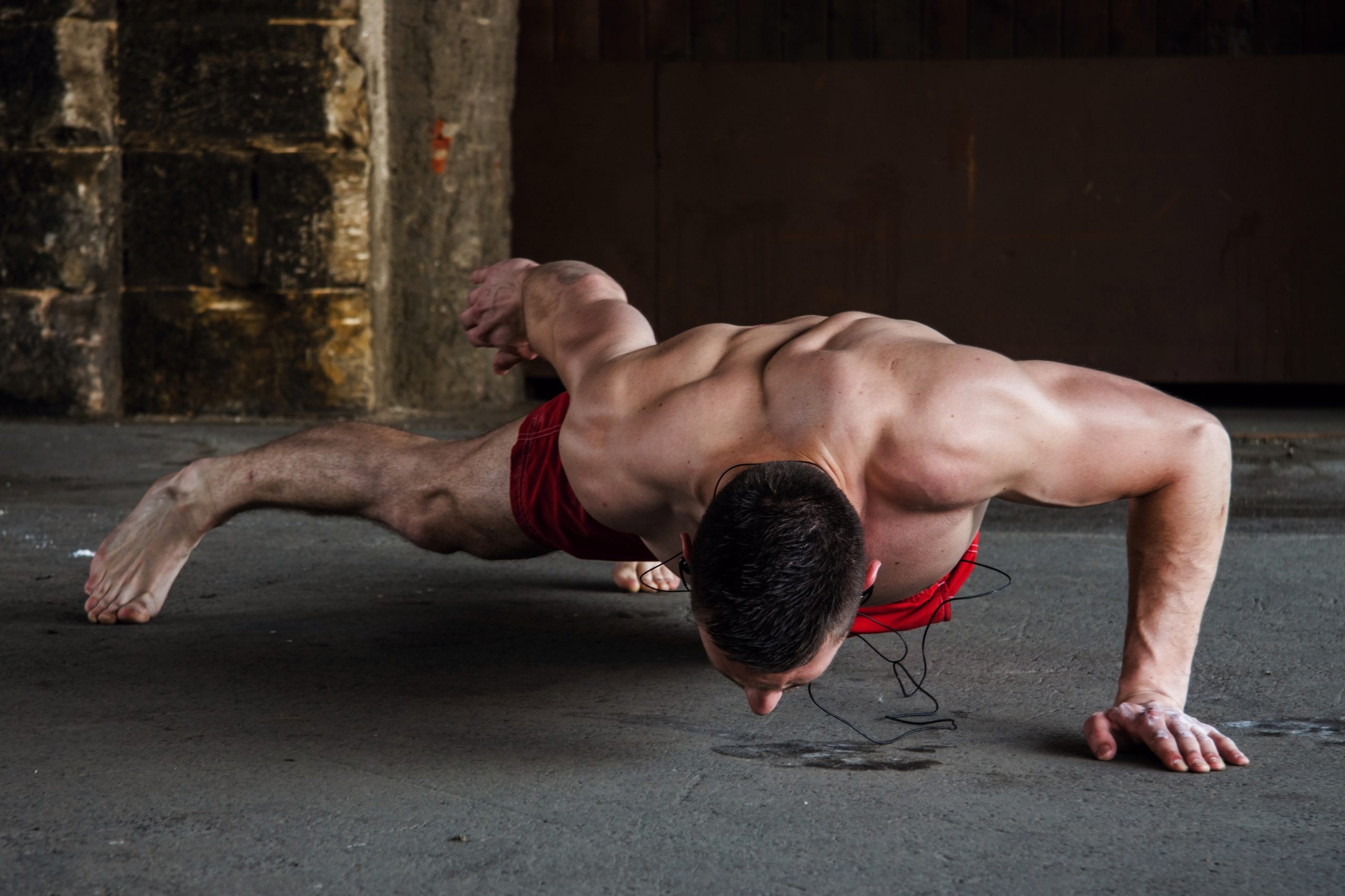 Bench press ili sklekovi 3 shutterstock 190462820 scaled 6